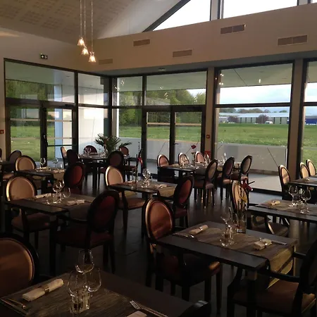 Hotel La Claire Foret 3*